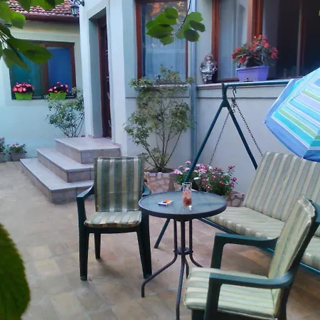 Apartment Green Free Private Parking Novi Sad Exterior photo